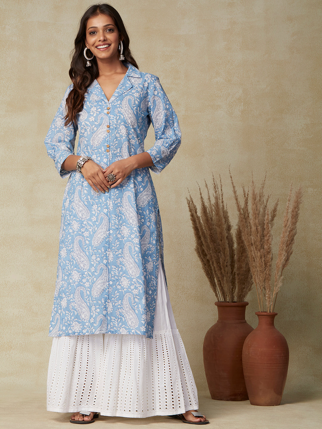 Ethnic Paisley Printed Straight Fit Kurta - Blue