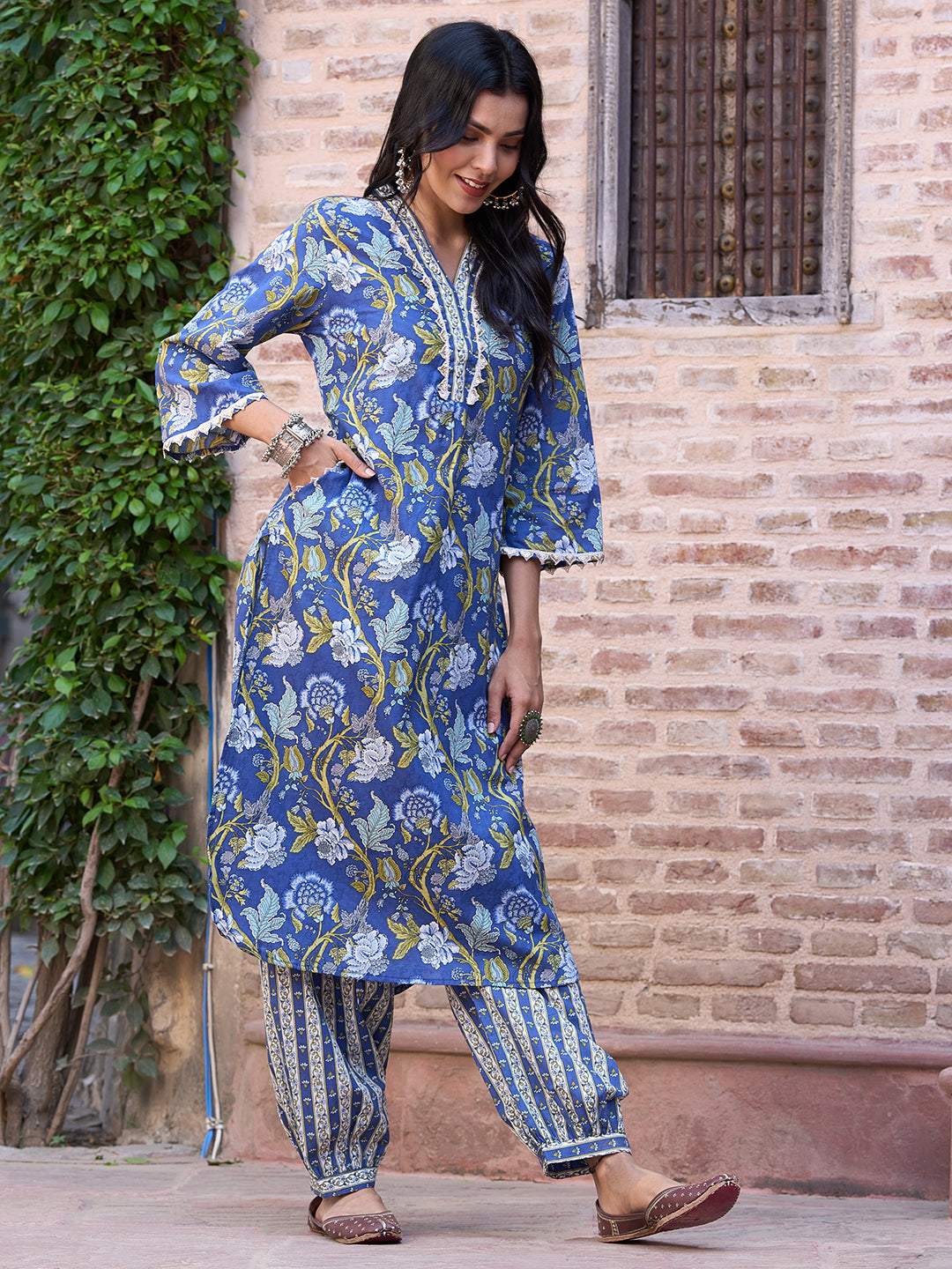 Floral Printed Sequins Resham Dori Embroidered Lace Work Kurta