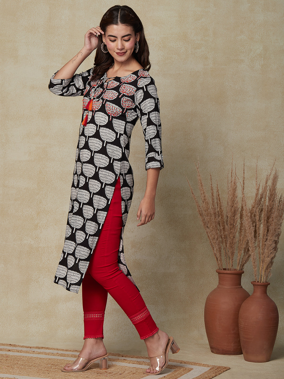 Floral Printed Resham Embroidered Fringed Tasseled Kurta- Black