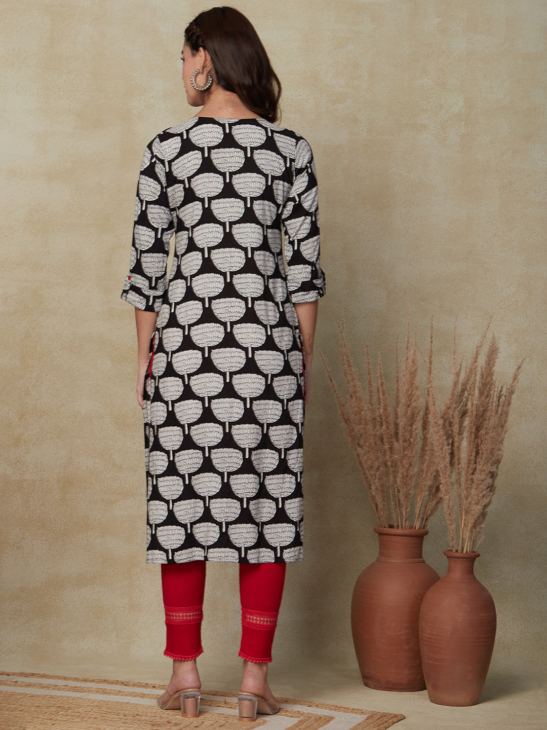 Floral Printed Resham Embroidered Fringed Tasseled Kurta- Black