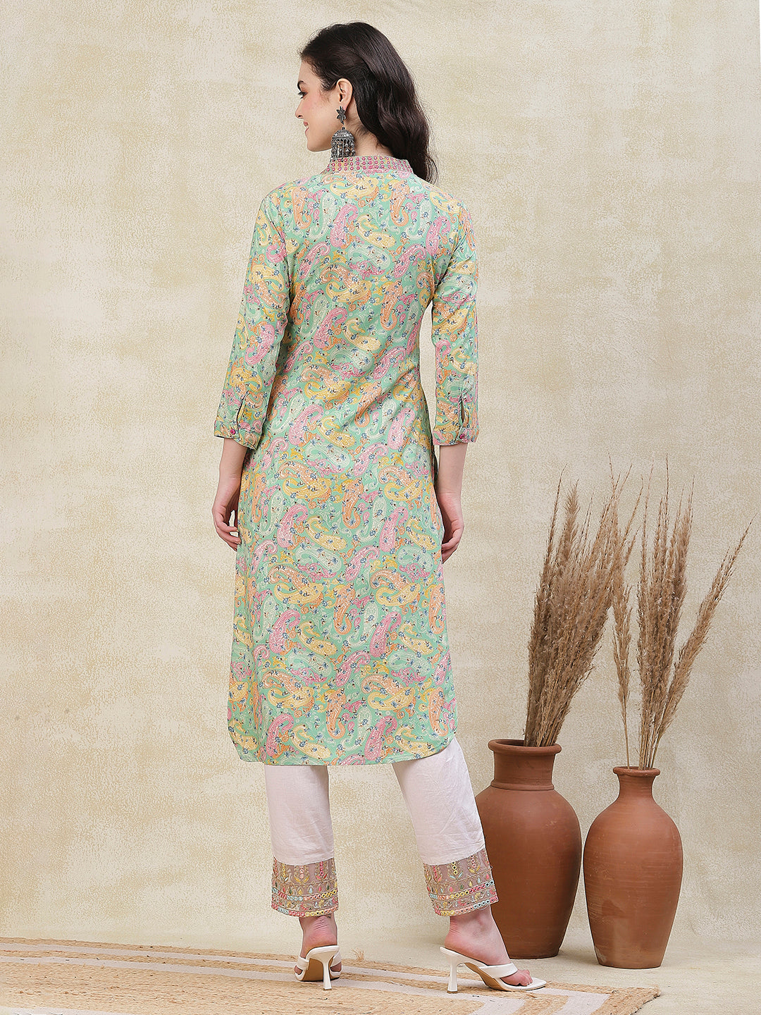 Floral & Paisley Printed Resham & Zari Embroidered Kurta - Multi