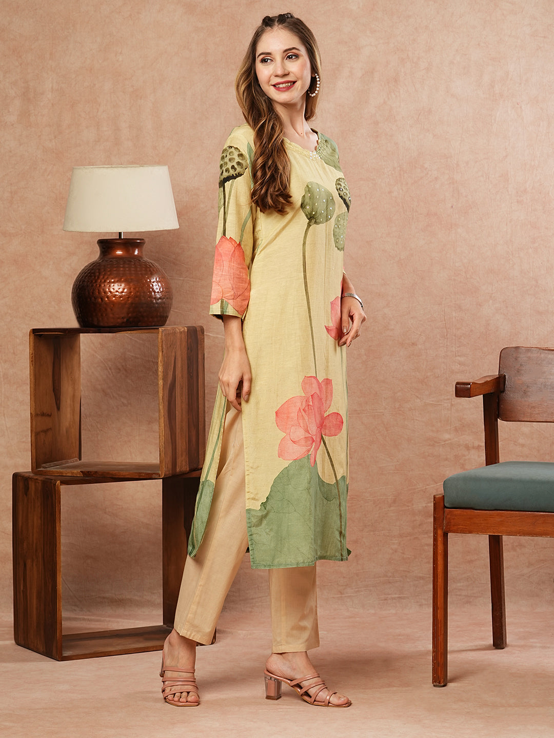 Floral Printed Sequins Embellished Kurta - Pastel Yellow
