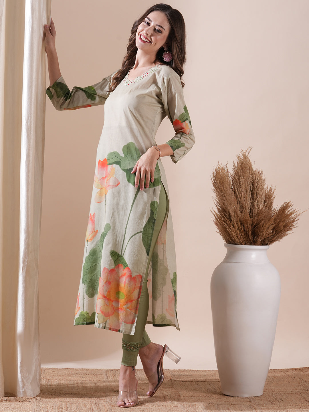 Floral Printed Sequins Embellished Kurta - Powder Green