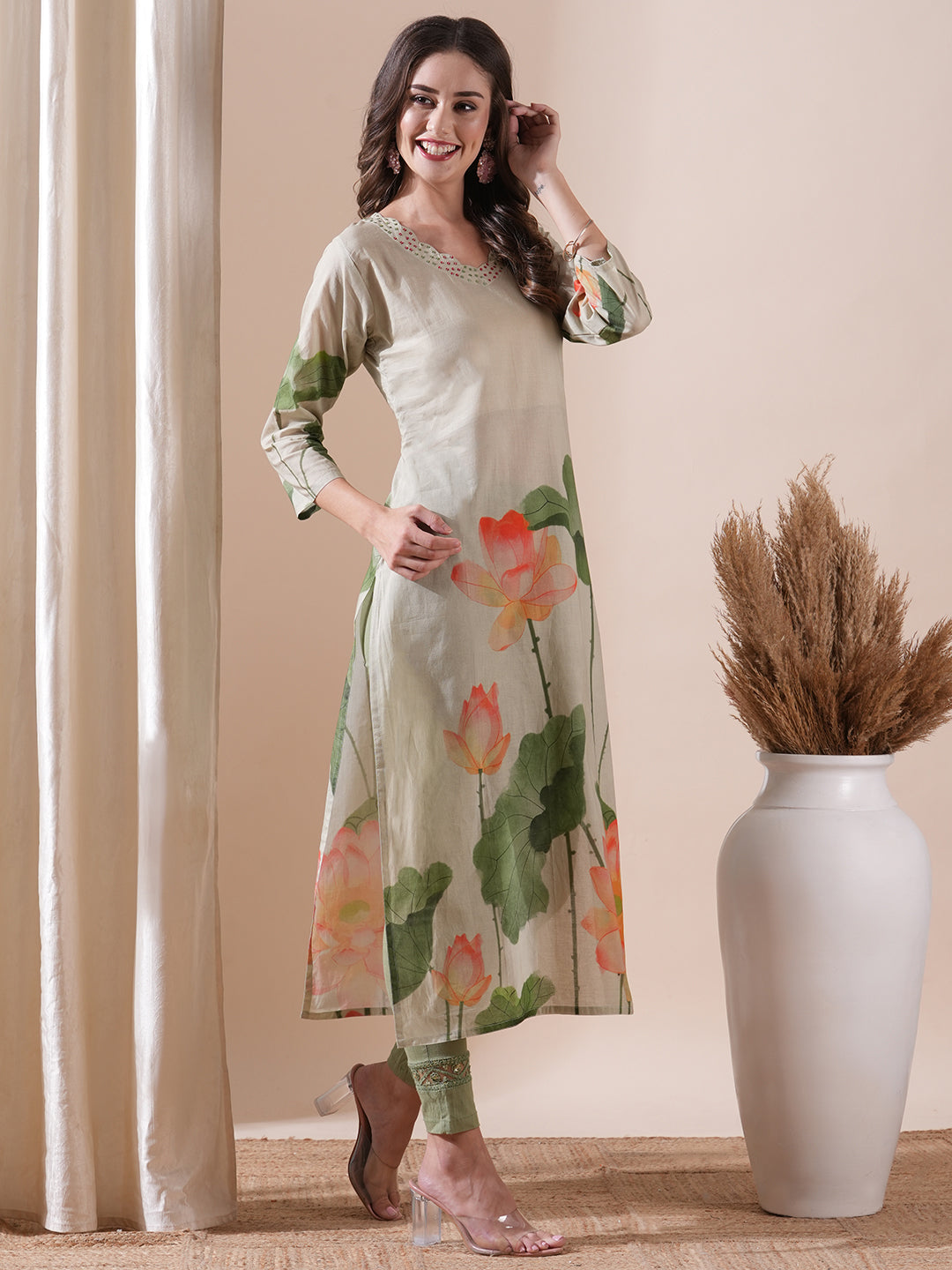 Floral Printed Sequins Embellished Kurta - Powder Green