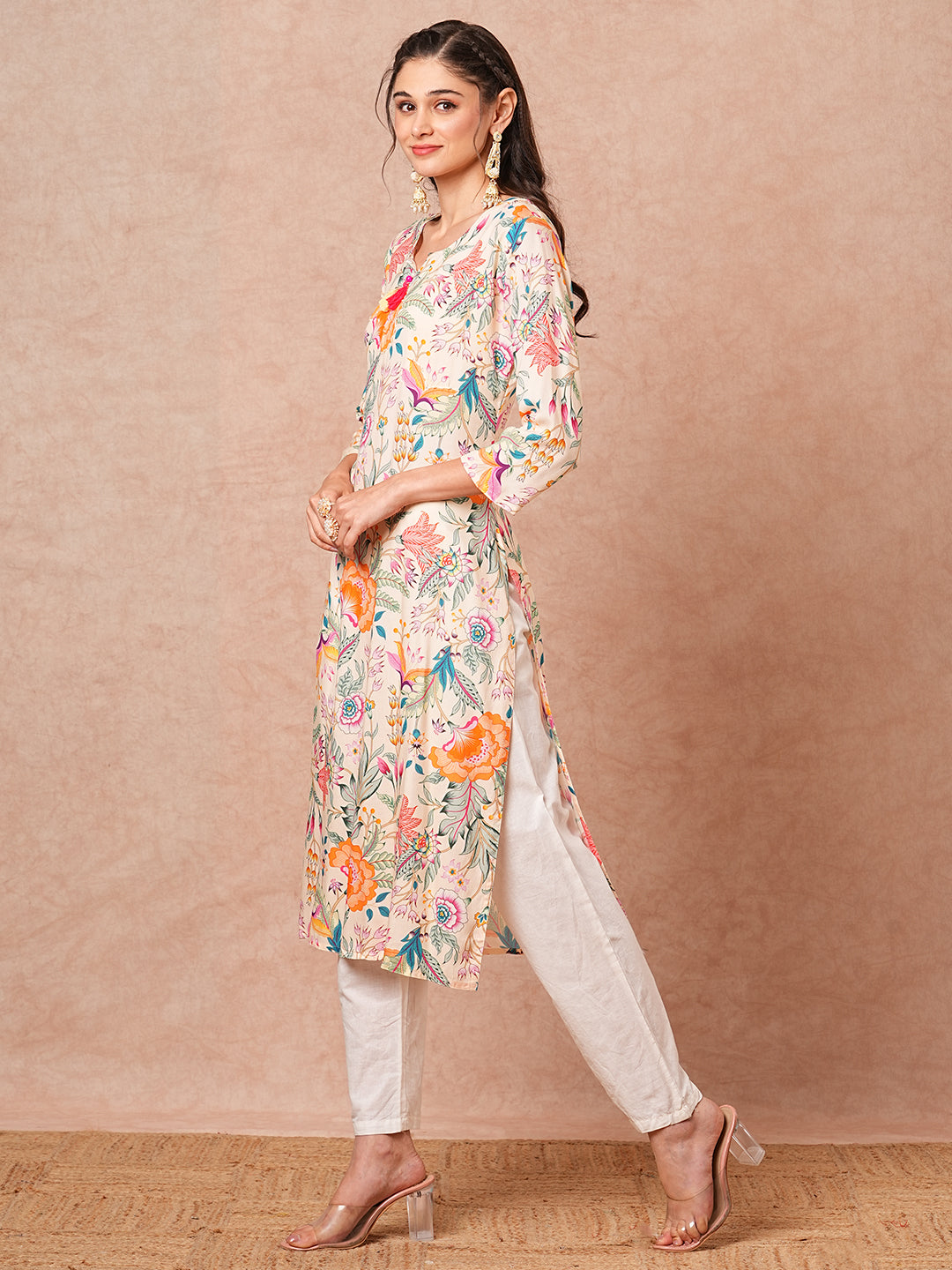 Abstract Floral Printed Straight Fit Kurta - Cream