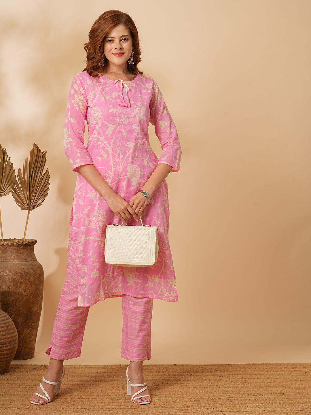 Floral Printed Straight Fit Kurta with Pant - Pink