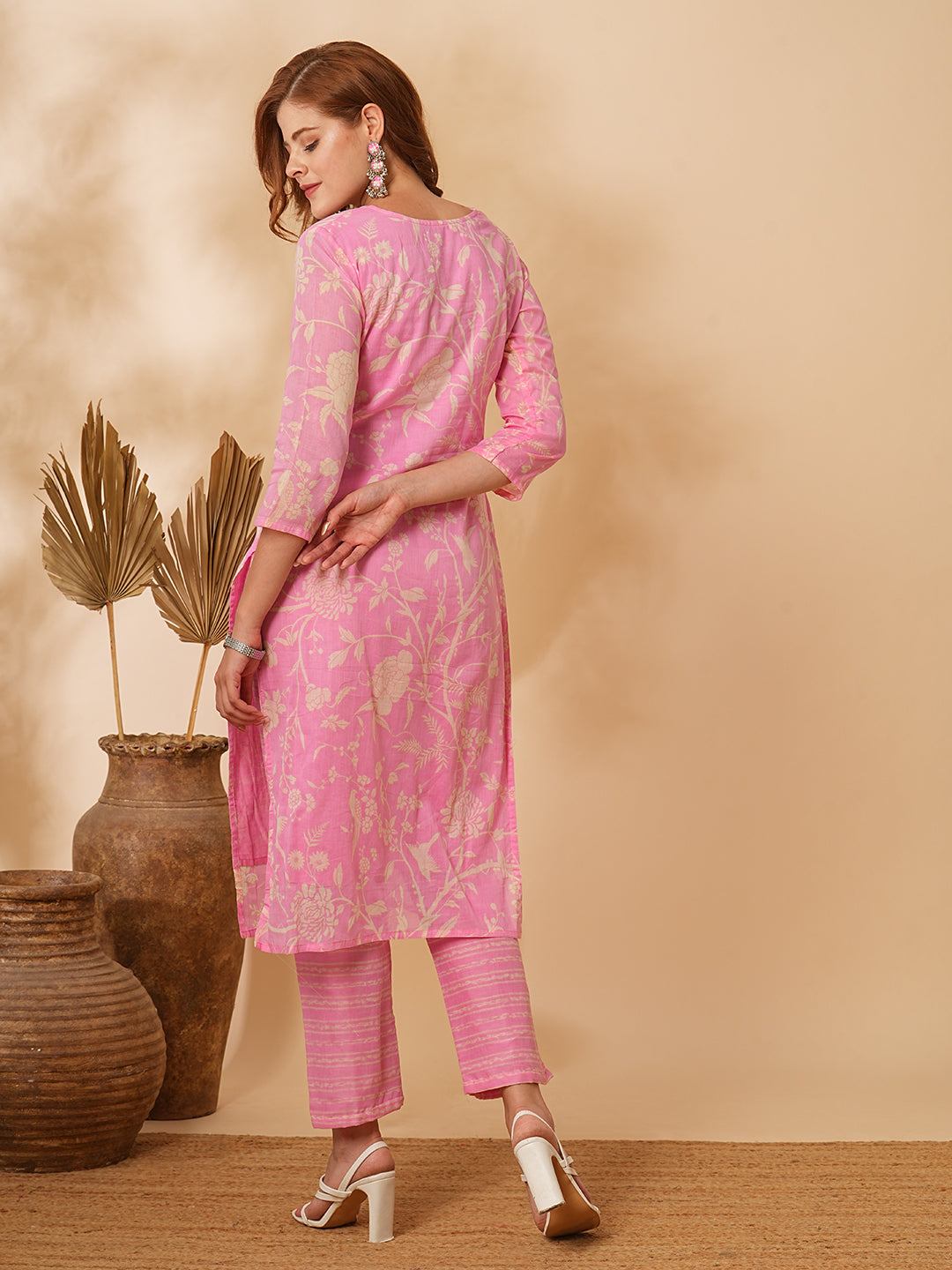 Floral Printed Straight Fit Kurta with Pant - Pink