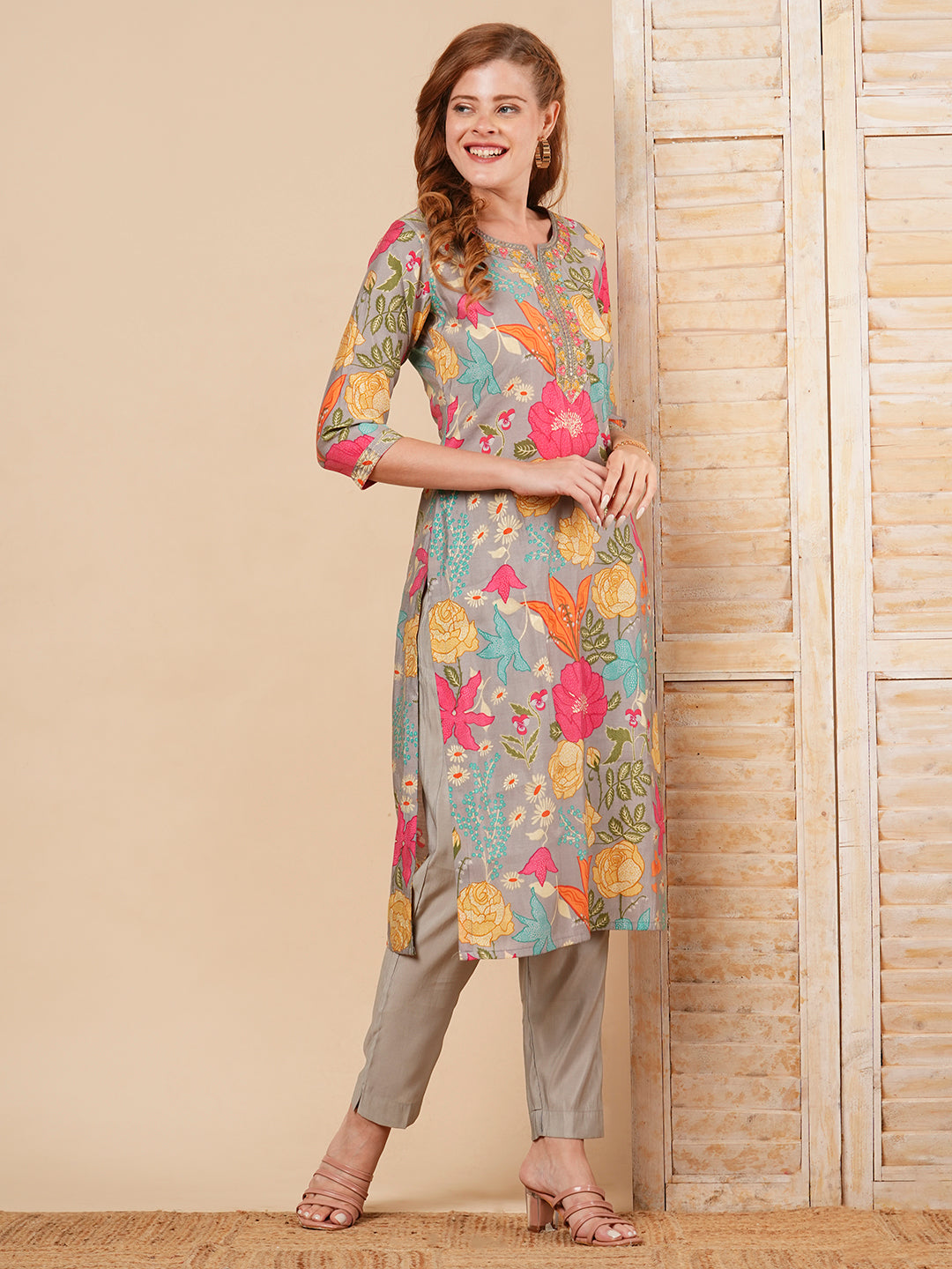 Floral Printed & Embroidered Straight Fit Kurta with Pant - Grey