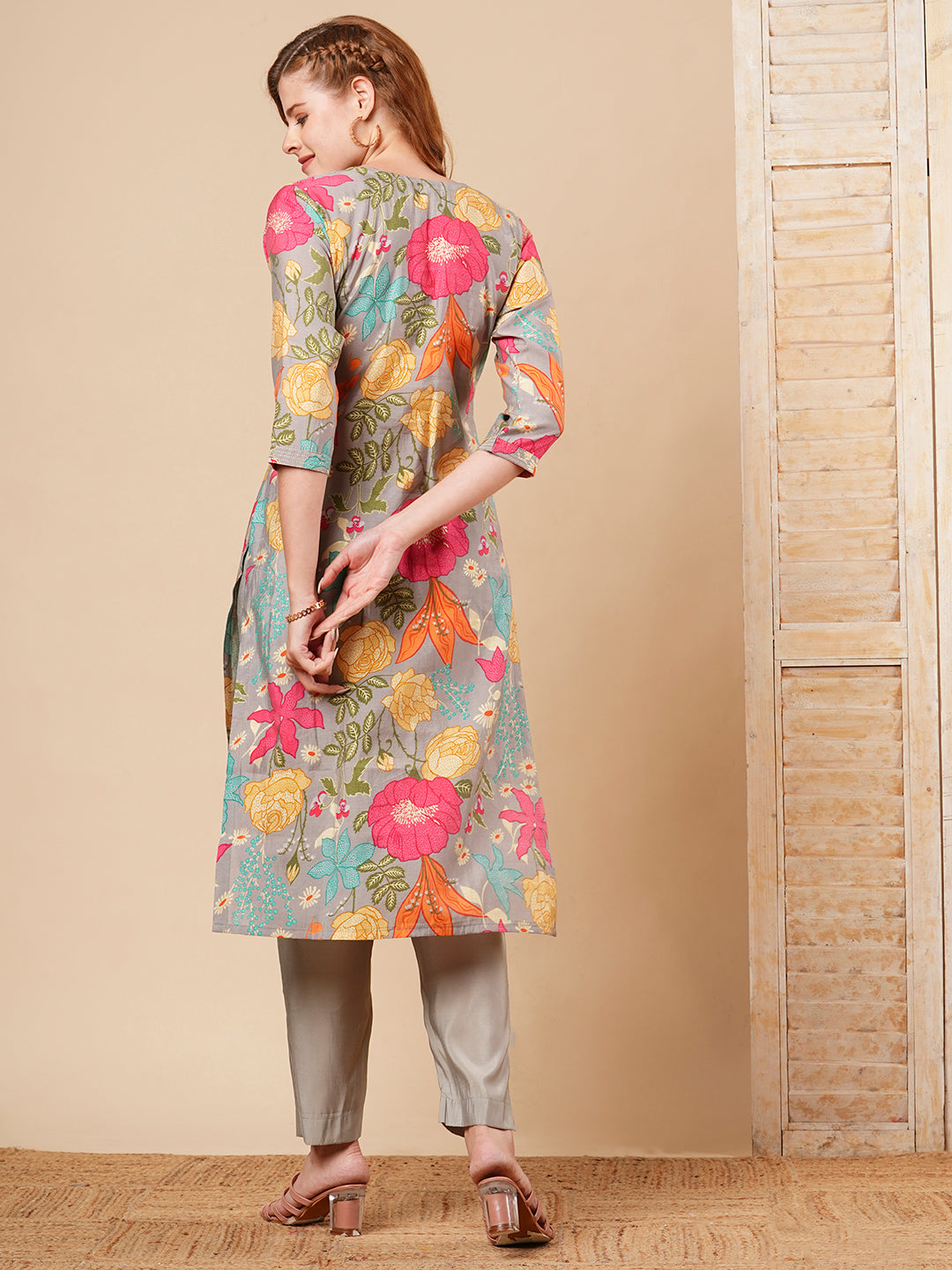Floral Printed & Embroidered Straight Fit Kurta with Pant - Grey