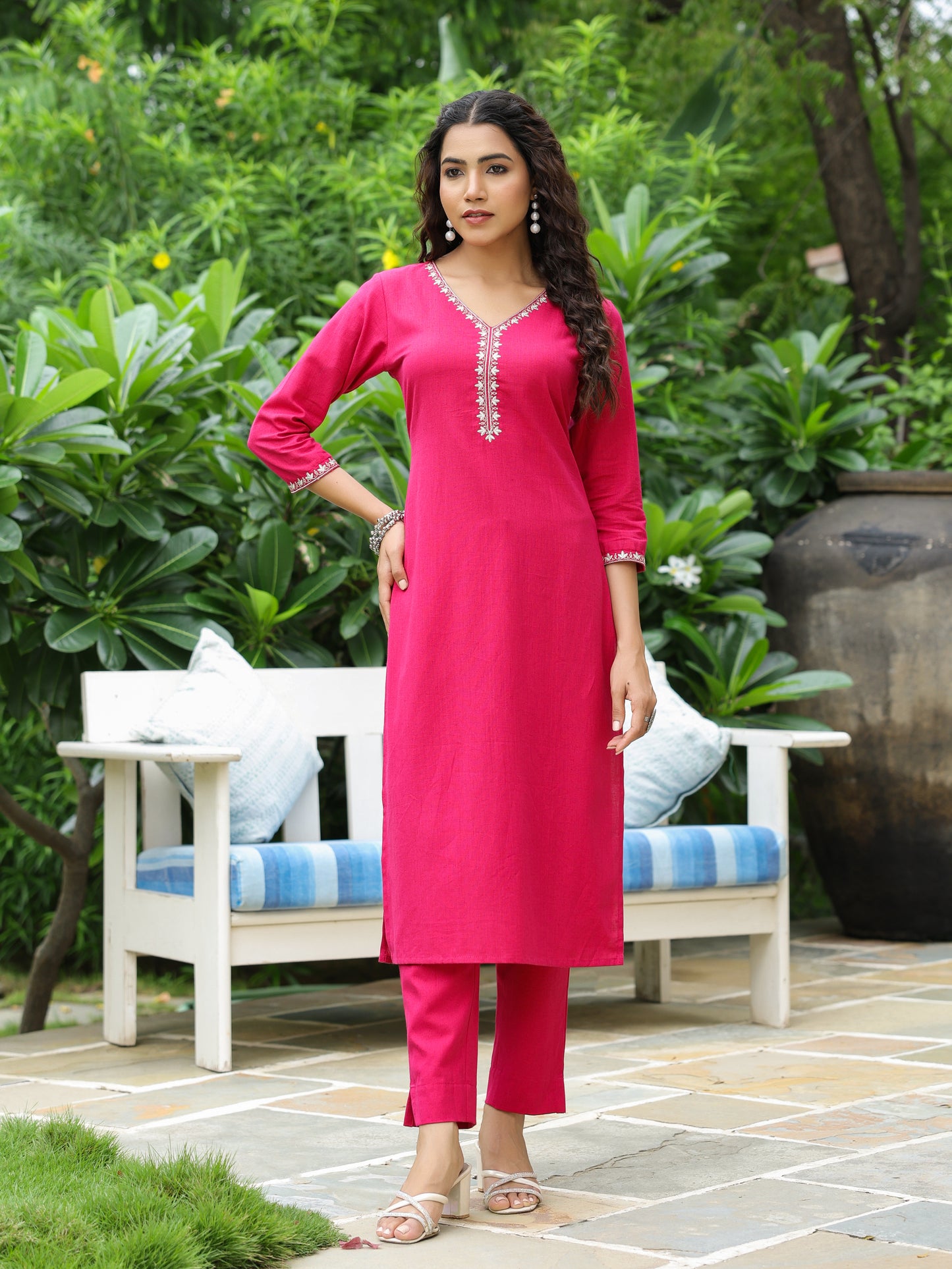 Solid Ethnic Zari Embroidered Straight Fit Kurta with Pant - Purple