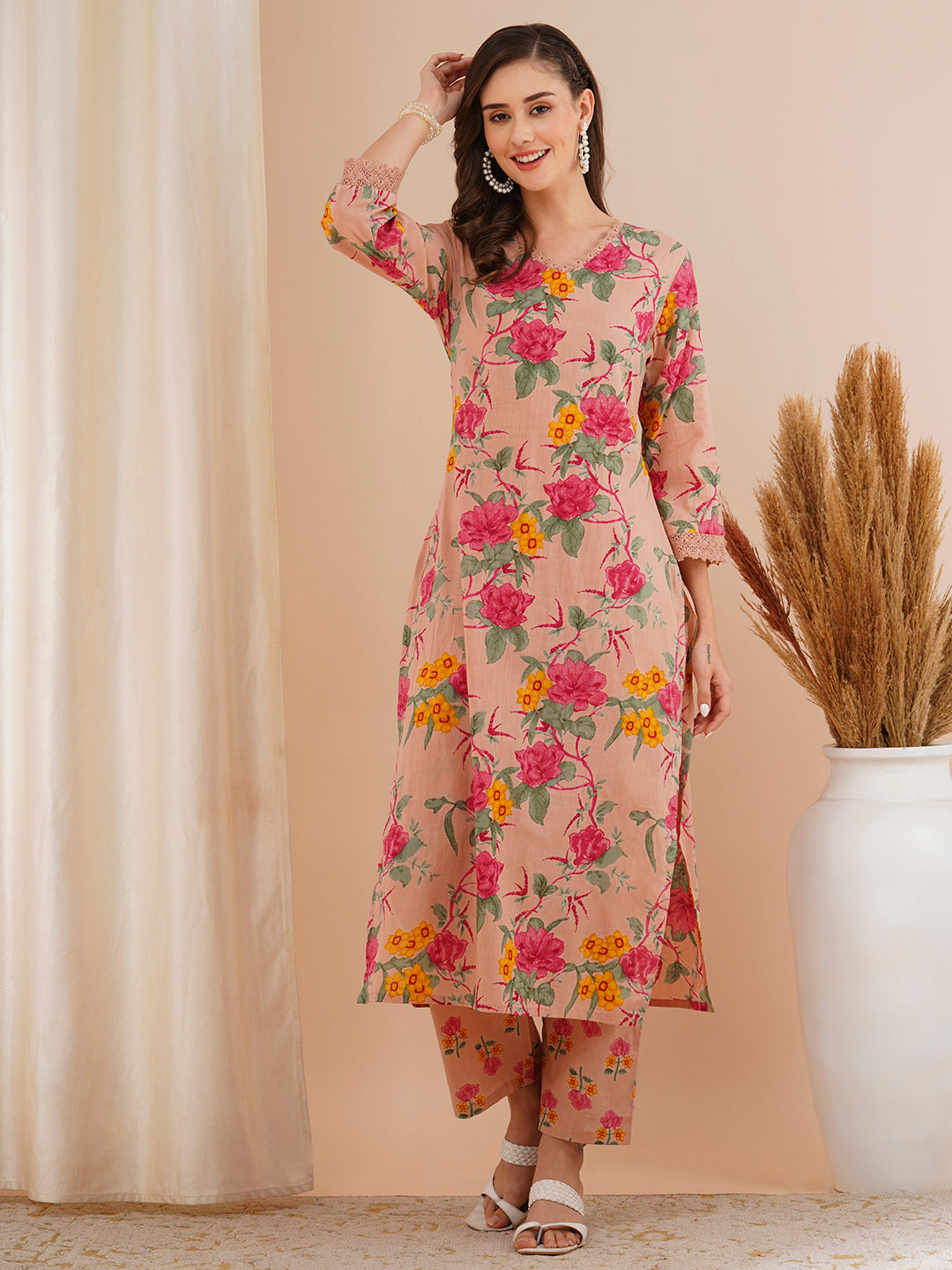 Floral Printed Straight Fit Kurta with Pant - Rose Gold