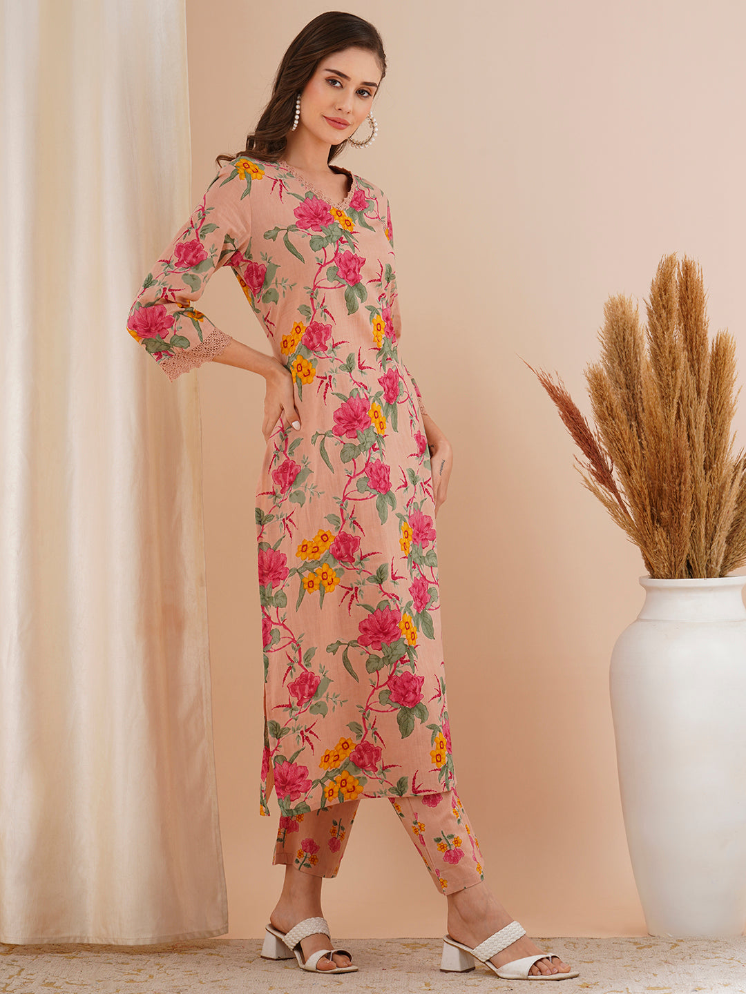 Floral Printed Straight Fit Kurta with Pant - Rose Gold