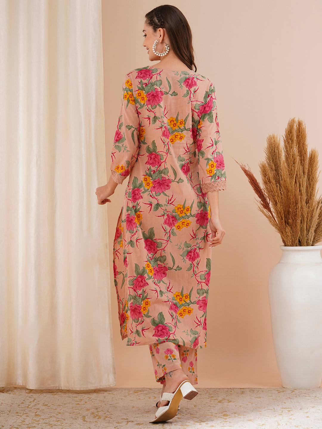 Floral Printed Straight Fit Kurta with Pant - Rose Gold