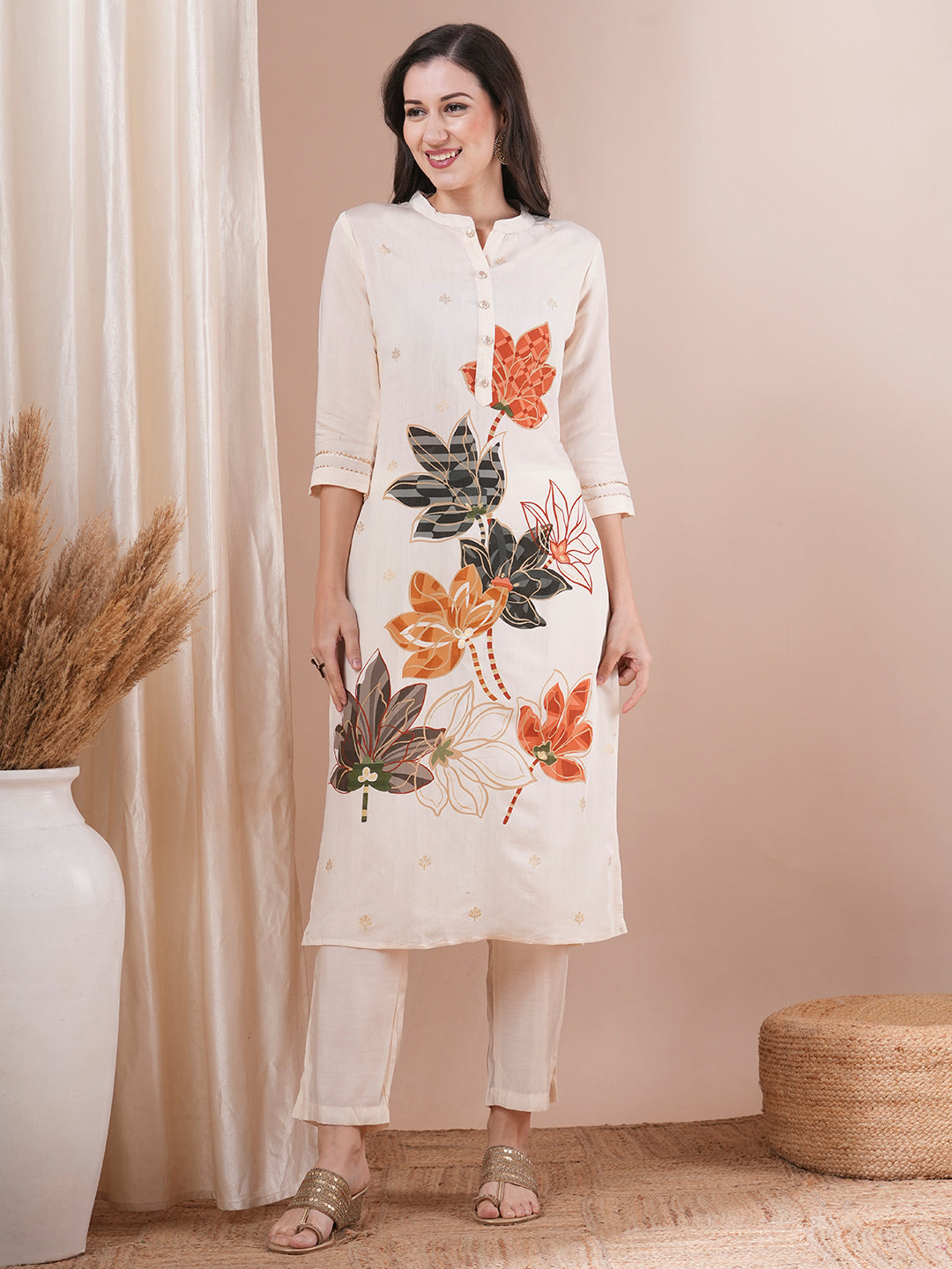 Abstract Floral Foil Printed Straight Fit Kurta with Pant - Off White
