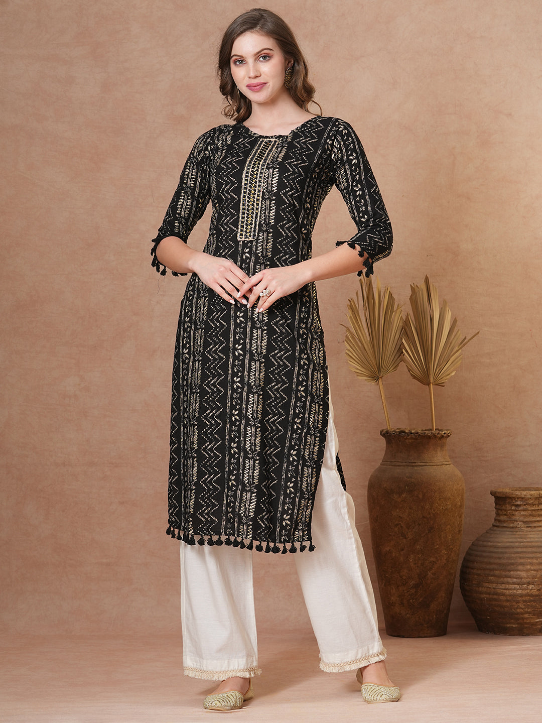 Ethnic Chevron Printed & Embroidered Straight Fit Kurta - Black