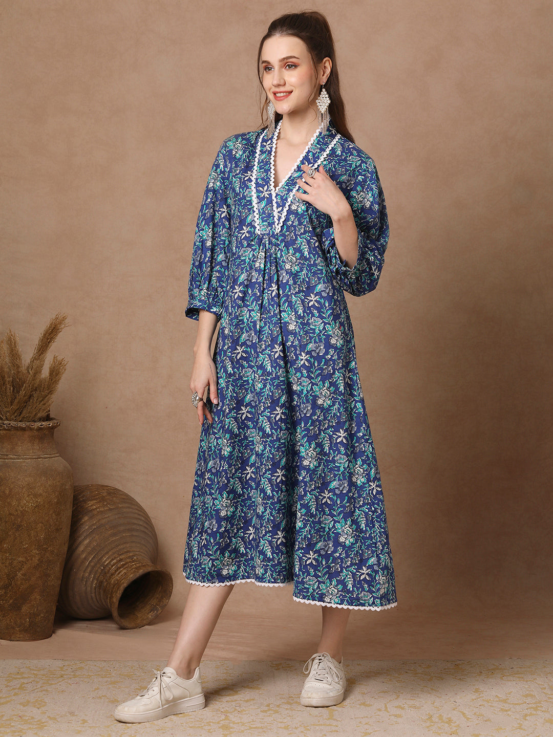 Ethnic Floral Printed A-Line Pleated Maxi Dress - Blue