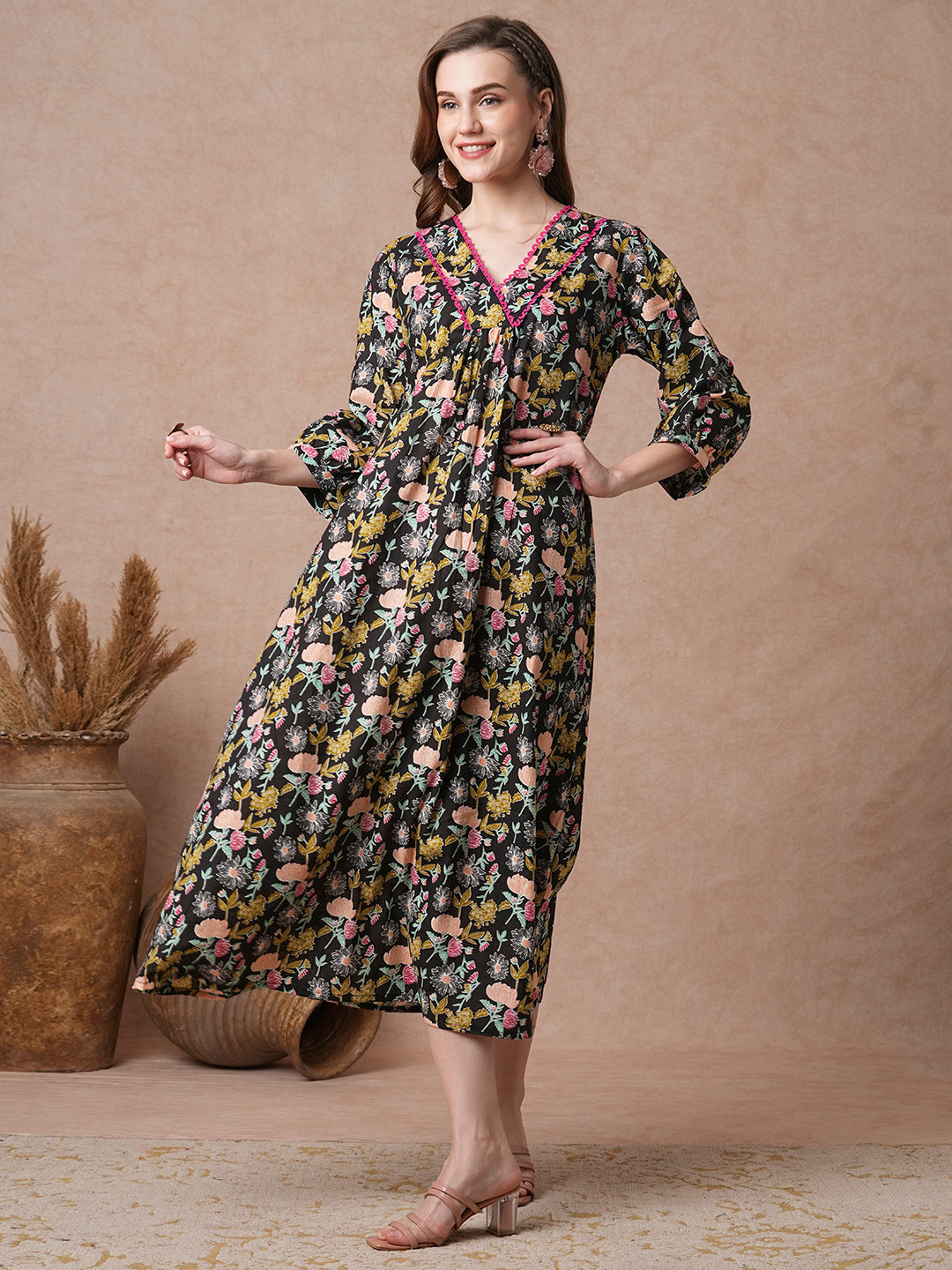 Ethnic Floral Printed A-Line Pleated Maxi Dress - Black