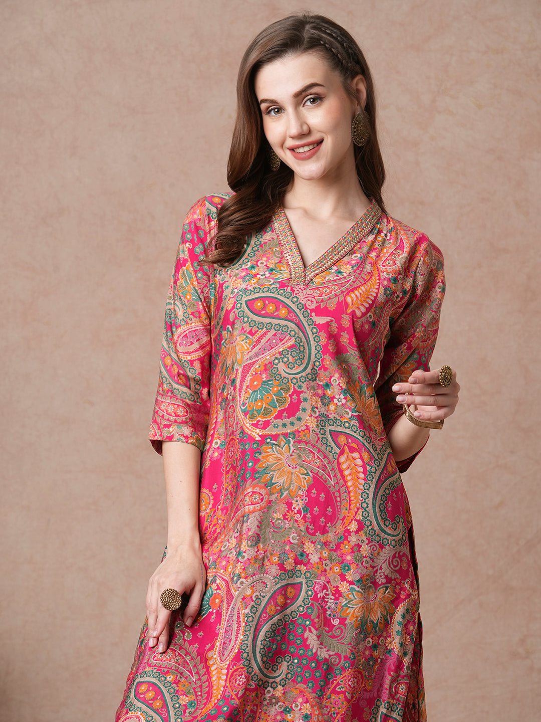 Ethnic Floral Printed Embroidered Straight Fit Kurta with Pant - Pink
