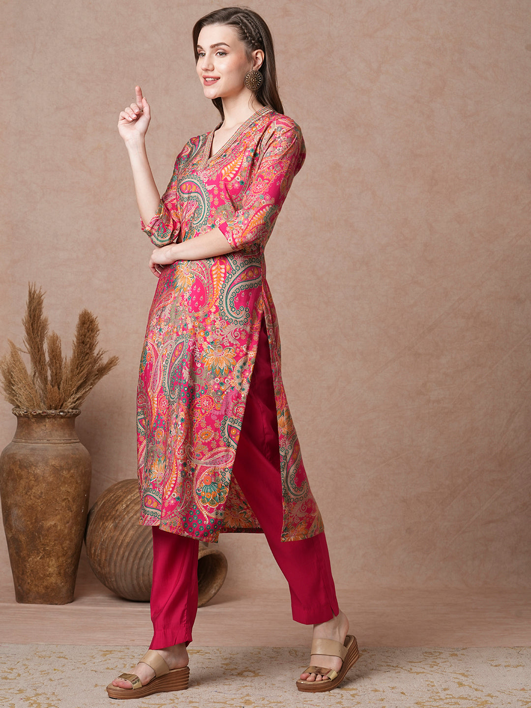 Ethnic Floral Printed Embroidered Straight Fit Kurta with Pant - Pink