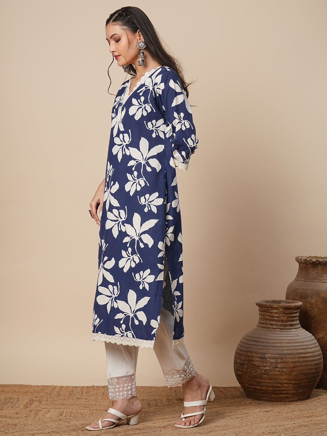Abstract Floral Printed Straight Fit Kurta - Blue