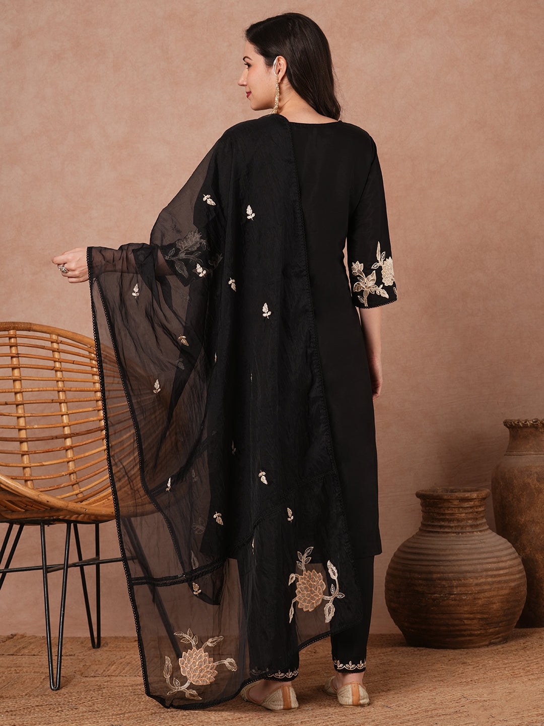 Solid Floral Embroidered Straight Fit Kurta with Pant and Dupatta - Black