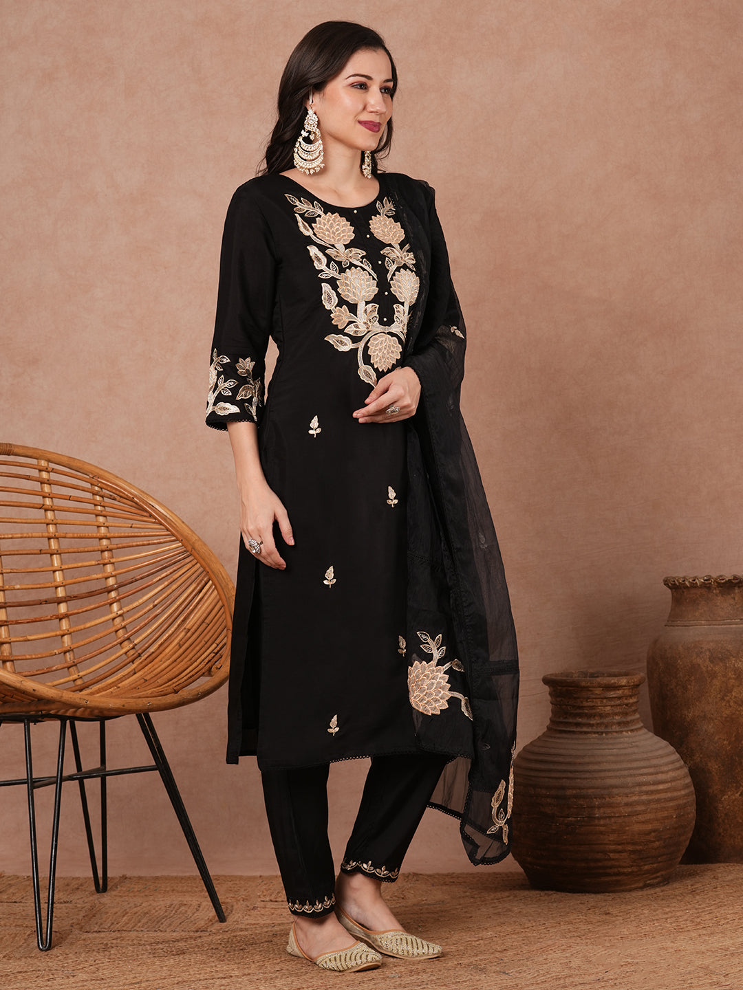 Solid Floral Embroidered Straight Fit Kurta with Pant and Dupatta - Black