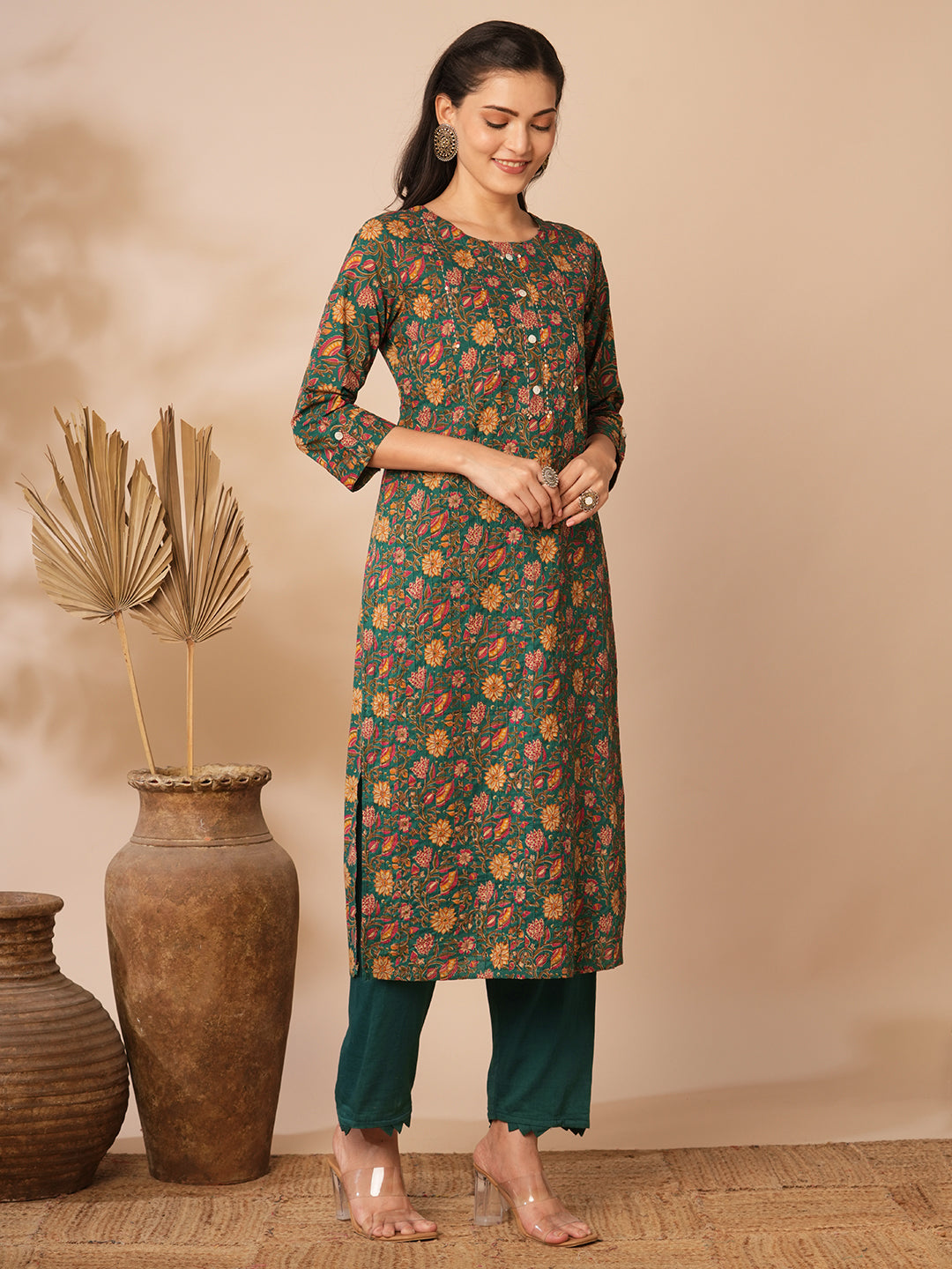 Ethnic Floral Printed Straight Fit Pin Tucked Kurta - Green
