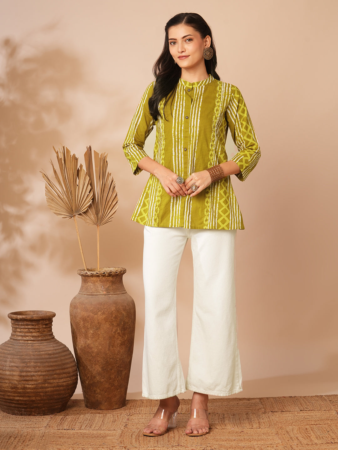 Ethnic Stripes Printed Straight Fit Kurti - Mustard Green