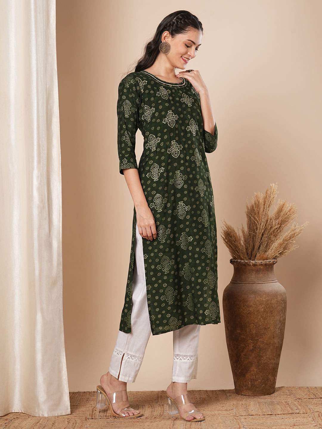 Floral Foil Printed & Embroidered Straight Fit Kurta - Green