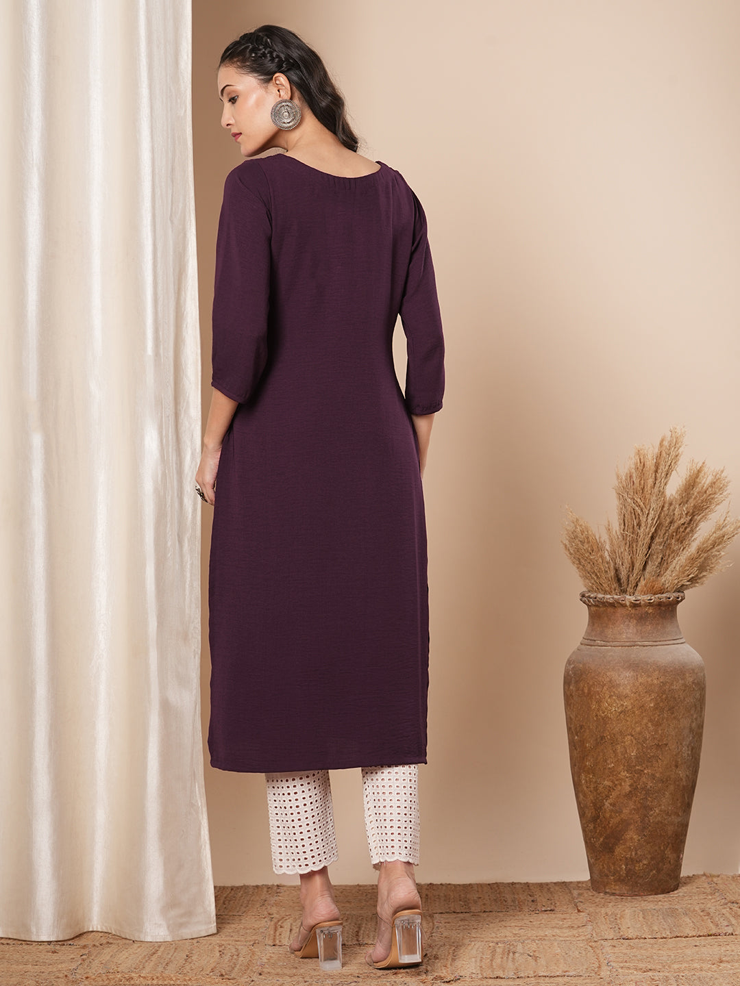 Solid Floral Embroidered Straight Fit Kurta - Burgundy