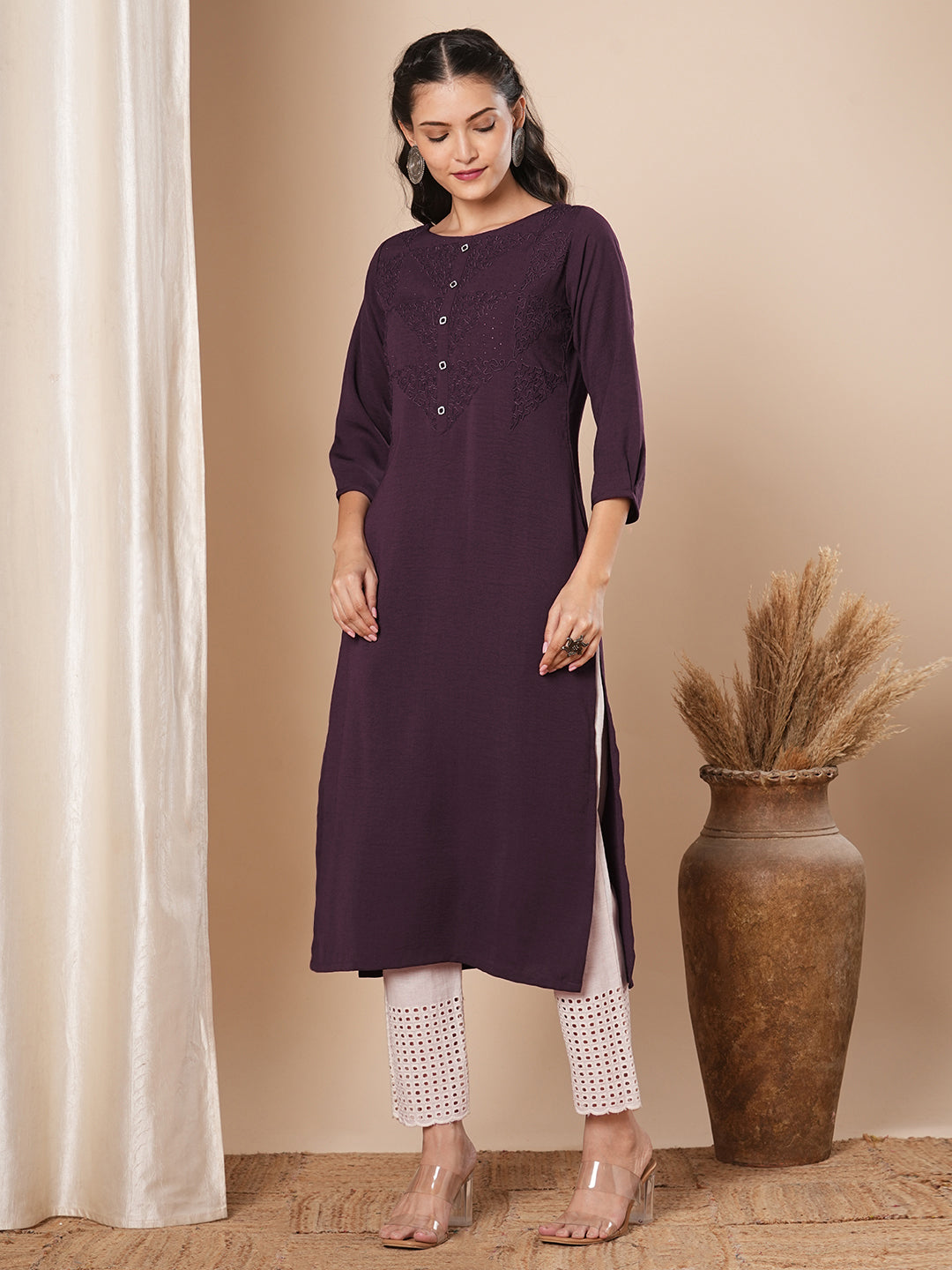 Solid Floral Embroidered Straight Fit Kurta - Burgundy