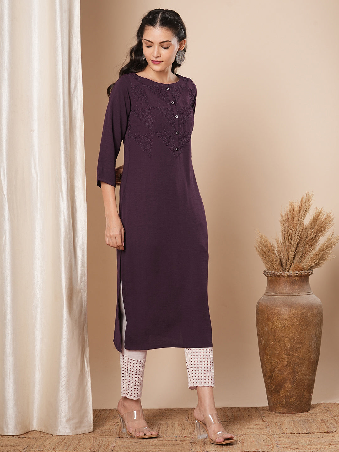 Solid Floral Embroidered Straight Fit Kurta - Burgundy