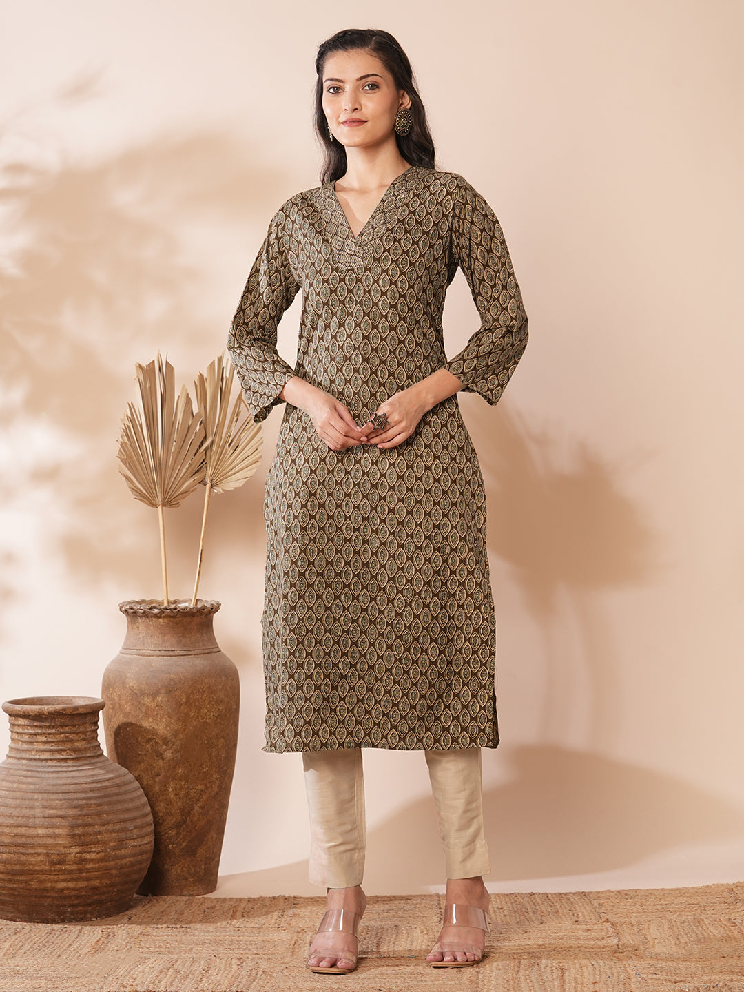 Ethnic Floral Printed Straight Fit Kurta - Brown