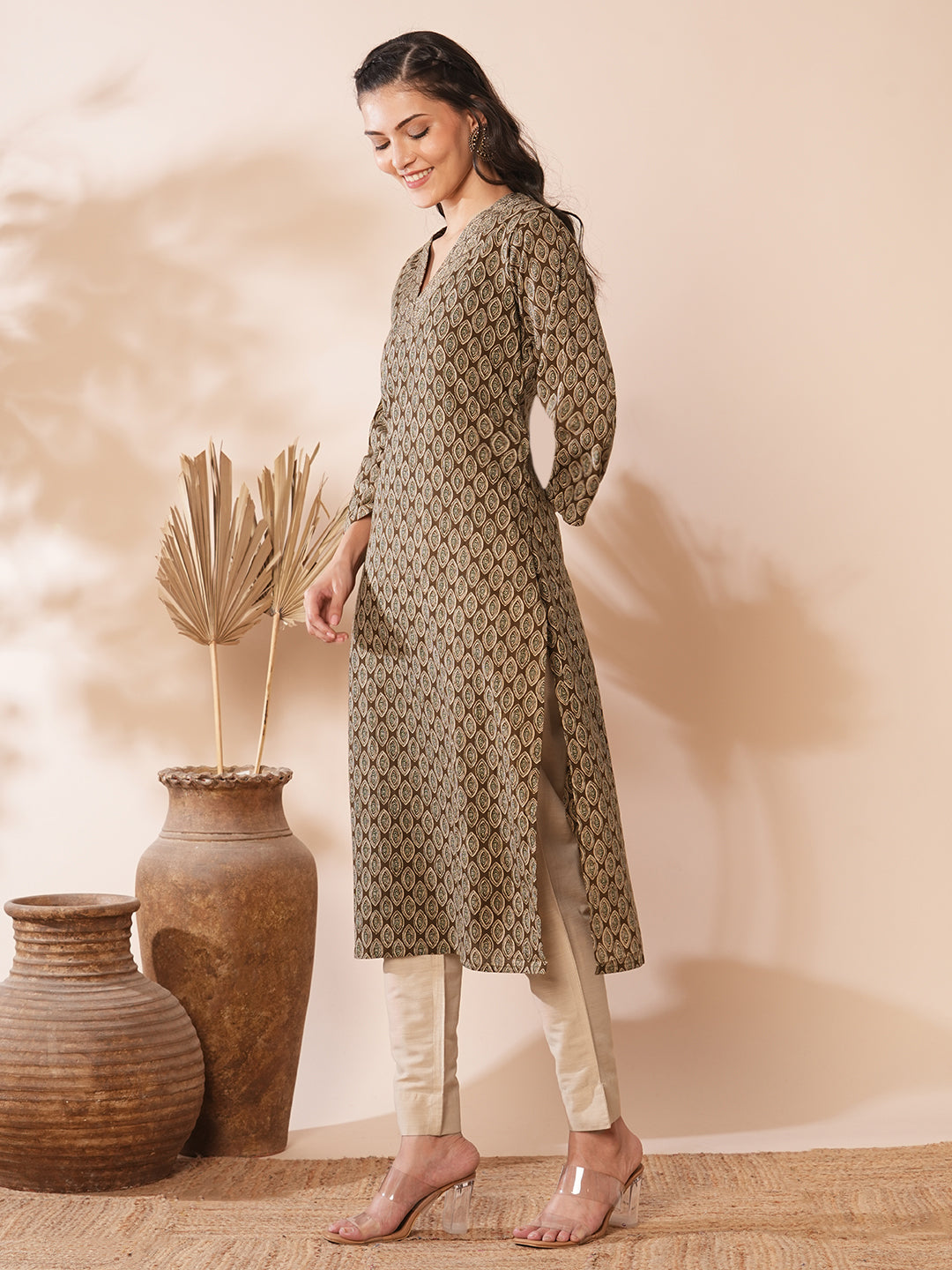 Ethnic Floral Printed Straight Fit Kurta - Brown