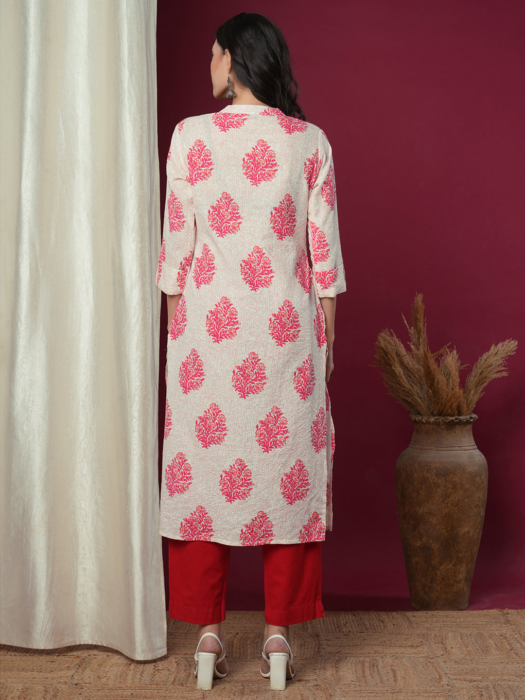Ethnic Floral Printed Straight Fit Kurta - Off White