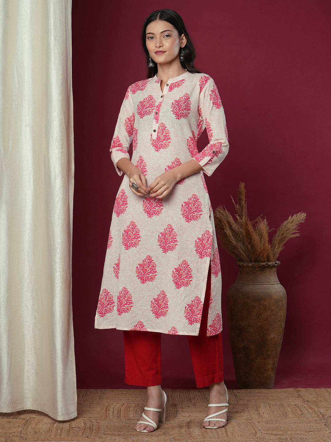 Ethnic Floral Printed Straight Fit Kurta - Off White