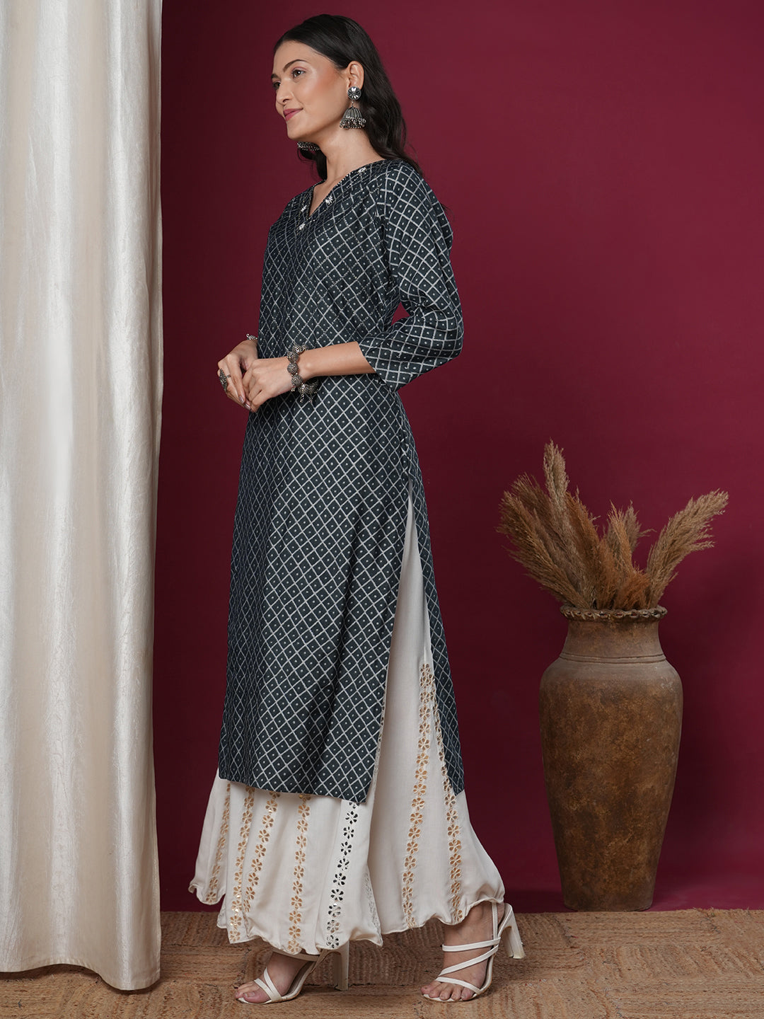 Ethnic Printed & Embroidered Straight Fit Kurta - Blue