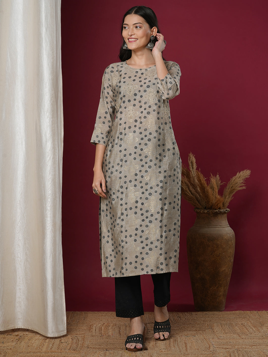 Floral Foil Printed & Embroidered Straight Fit Kurta - Grey