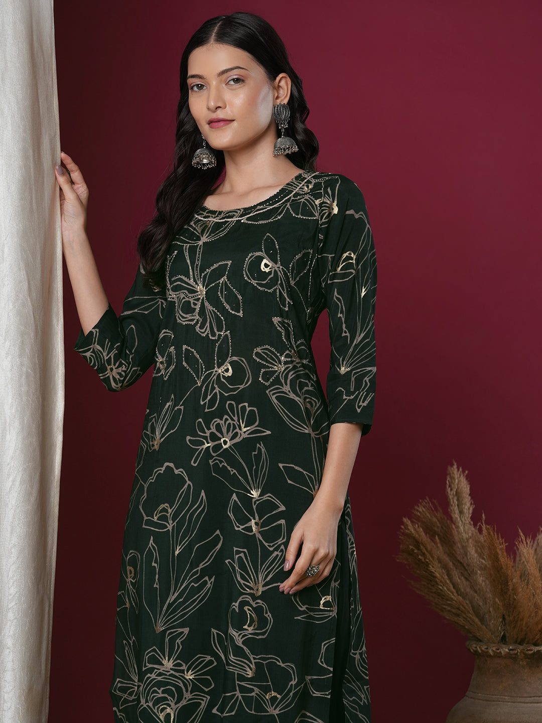 Abstract Floral Printed & Embroidered Straight Fit Kurta - Green