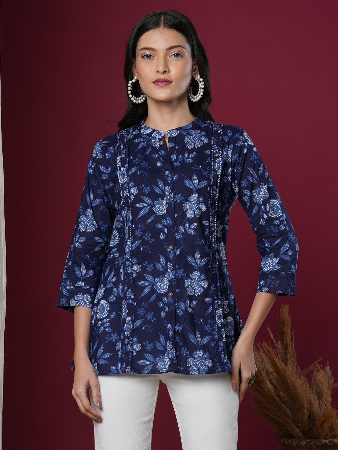 Ethnic Floral & Printed Straight Fit Kurti - Blue