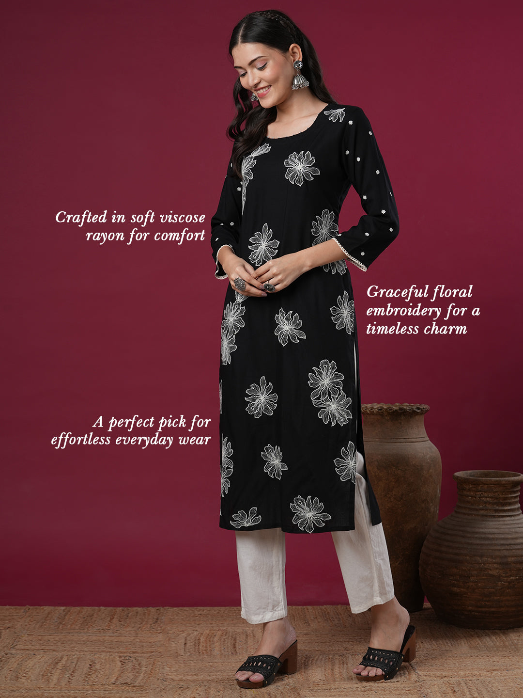 Solid Abstract Floral Embroidered Straight Fit Kurta - Black