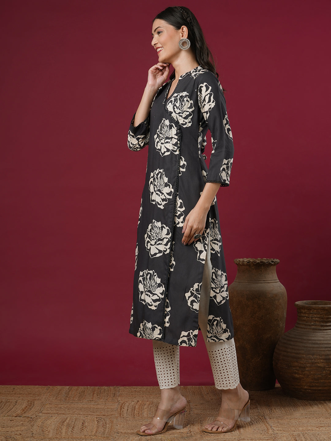 Ethnic Floral Printed & Embroidered Straight Fit Kurta - Grey