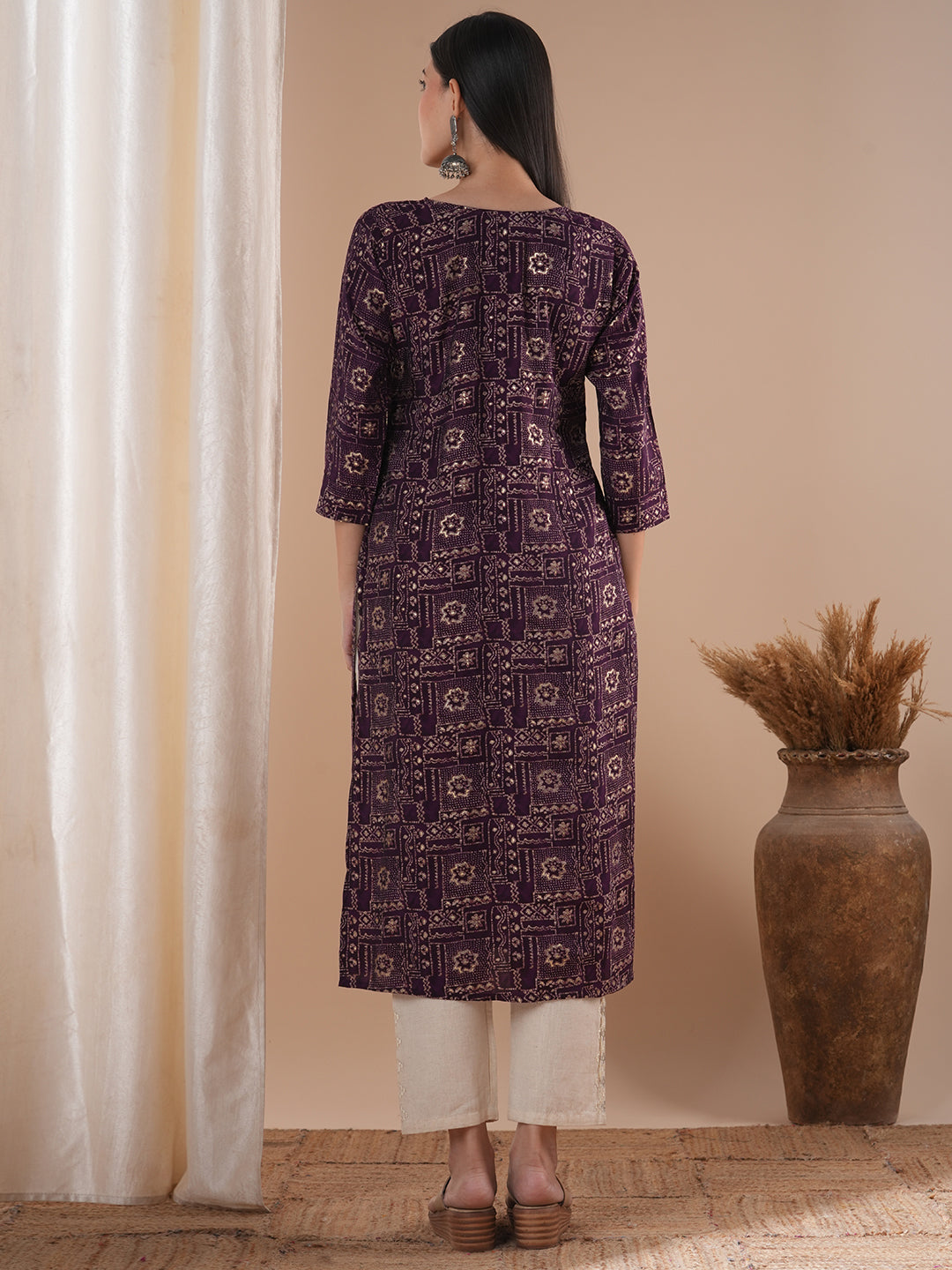 Ethnic Floral Printed Straight Fit Kurta - Purple