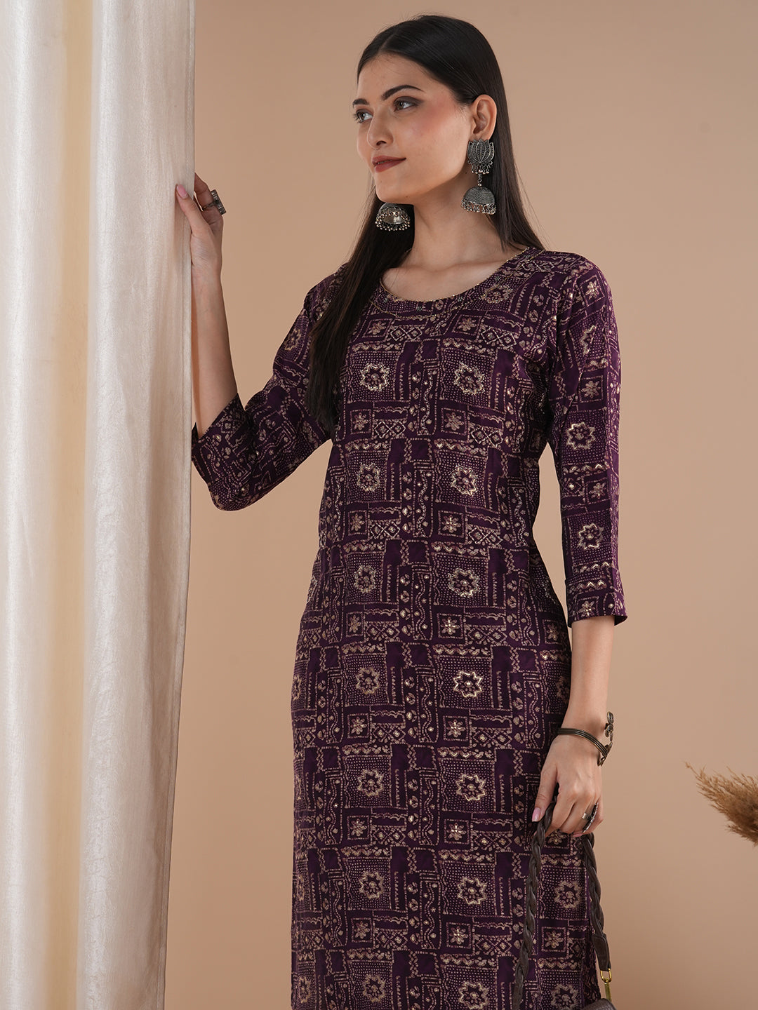 Ethnic Floral Printed Straight Fit Kurta - Purple