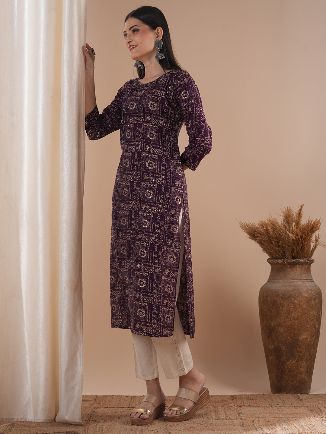 Ethnic Floral Printed Straight Fit Kurta - Purple