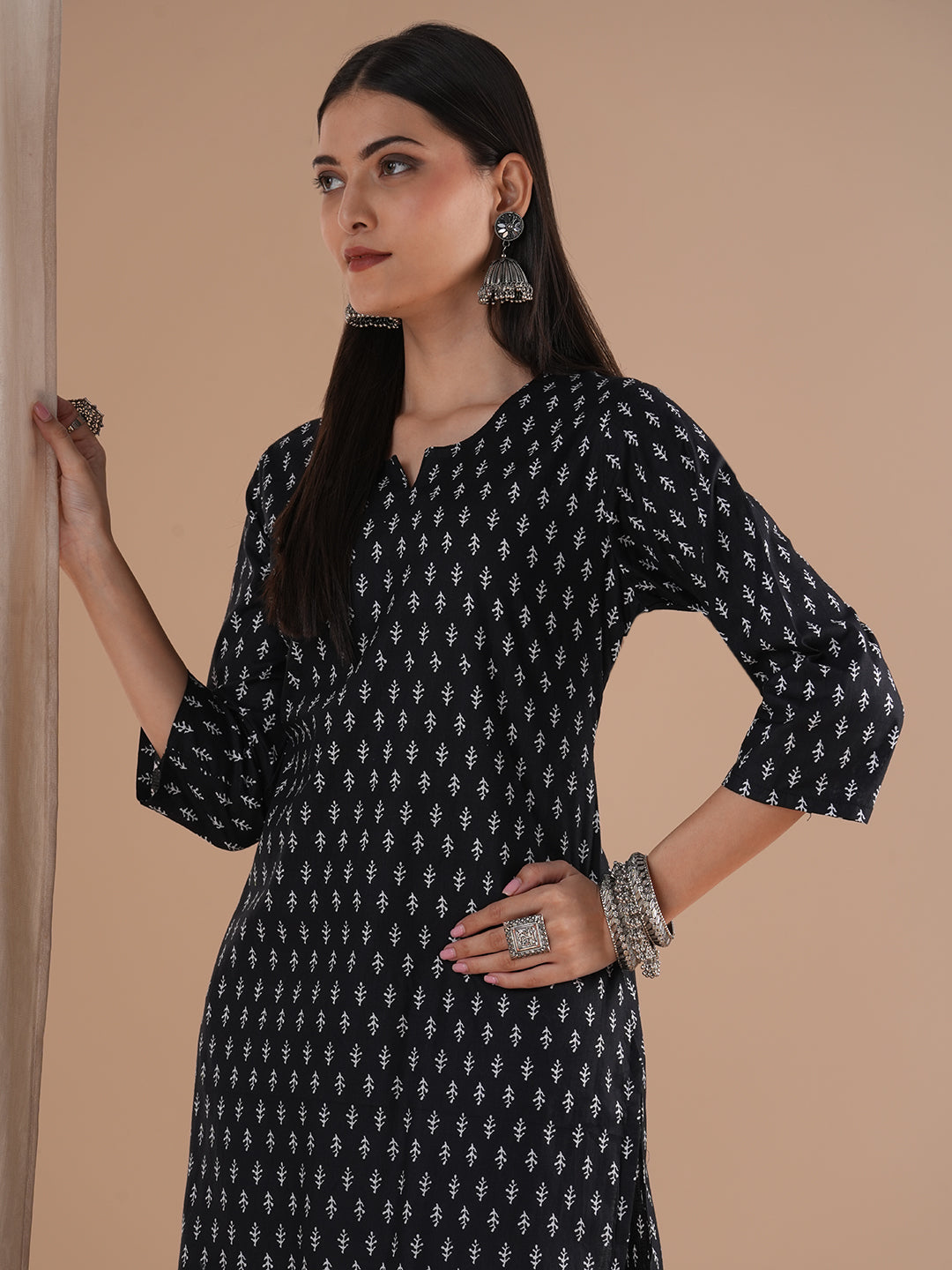Ethnic Printed & Embroidered Straight Fit Kurta - Black