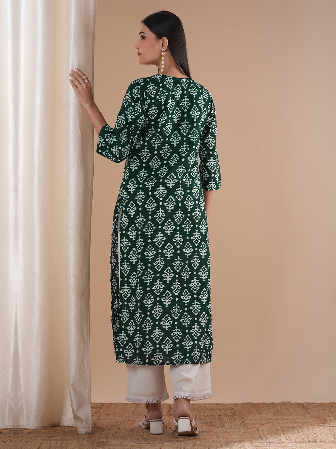 Ethnic Printed & Embroidered Straight Fit Kurta - Green