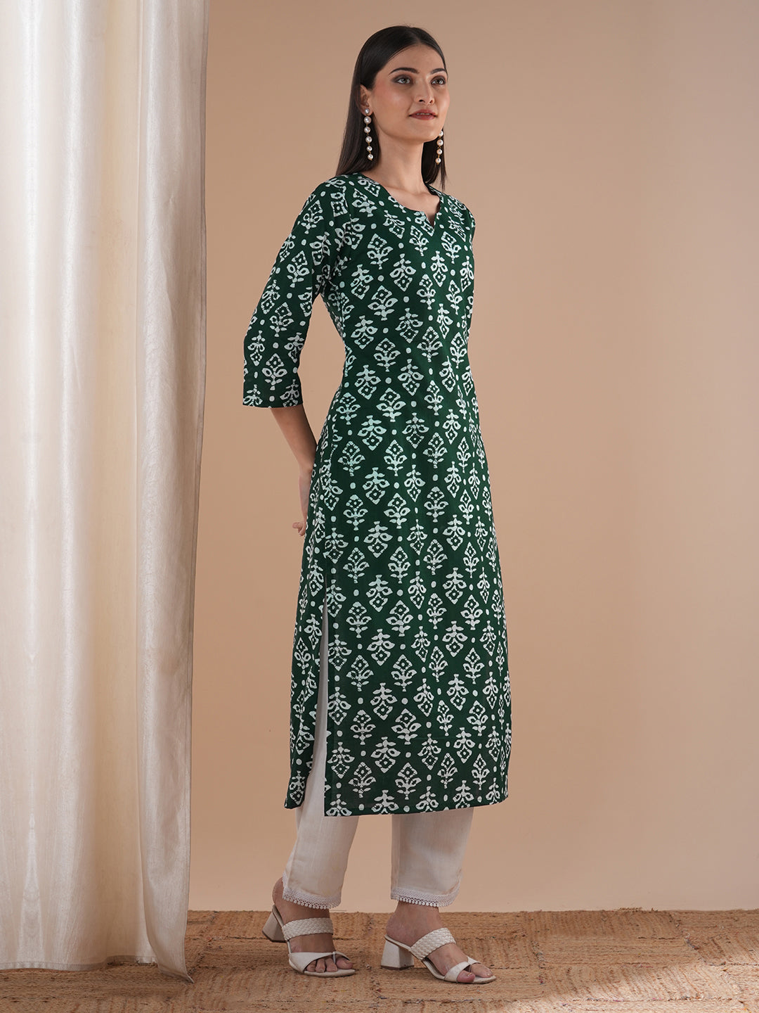 Ethnic Printed & Embroidered Straight Fit Kurta - Green