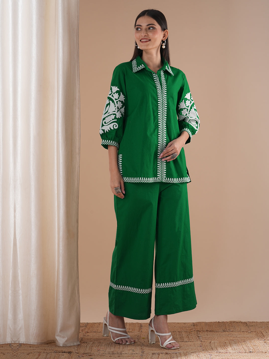 Solid Ethnic Floral Thread Embroidered Straight Fit Co-ord Set - Green
