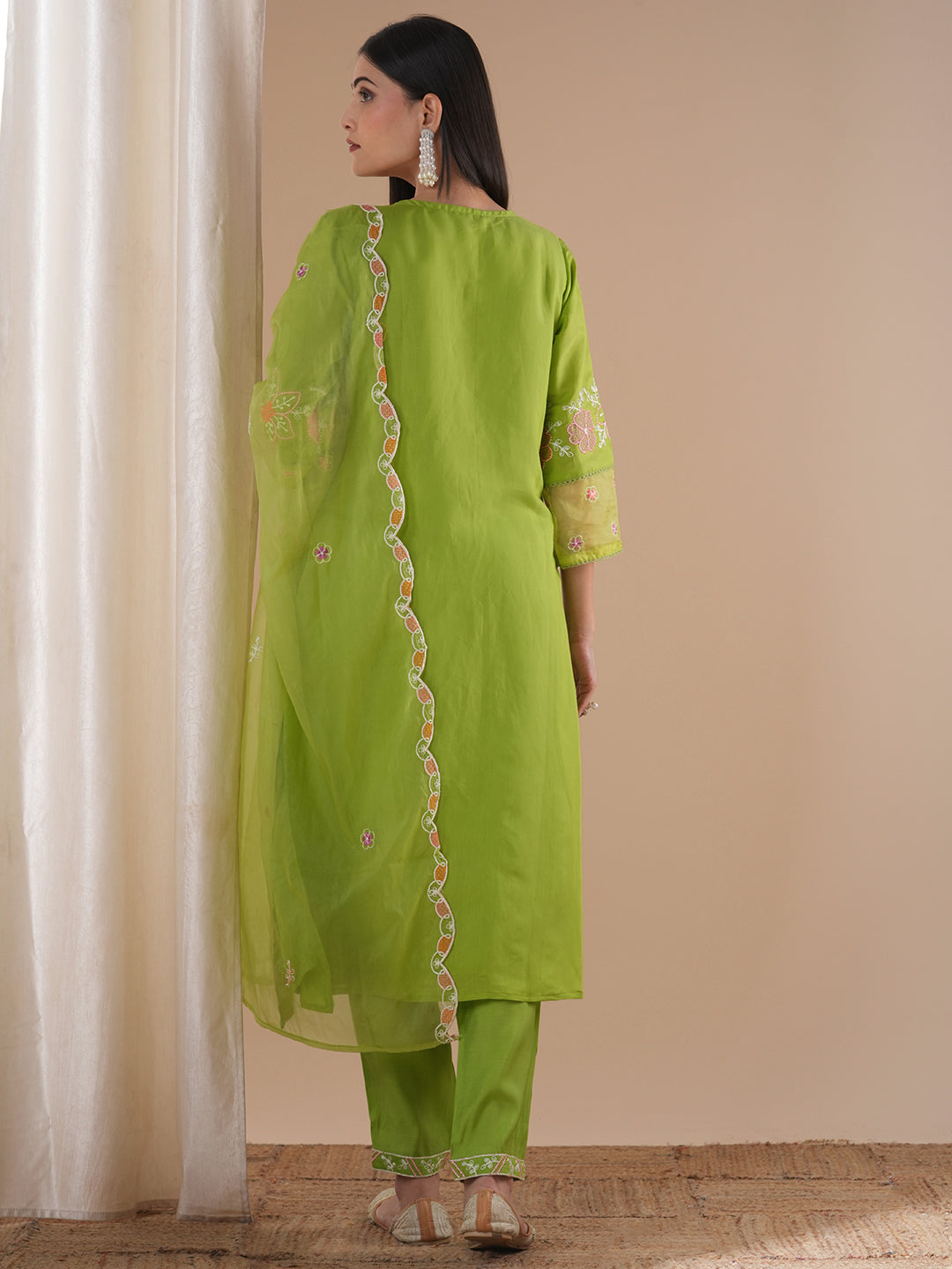 Solid Floral Embroidered Straight Fit Kurta with Pant and Dupatta - Light Green